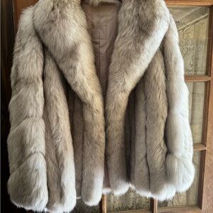 Gray Teddy Jacket with Plush Texture and Wide Lapel